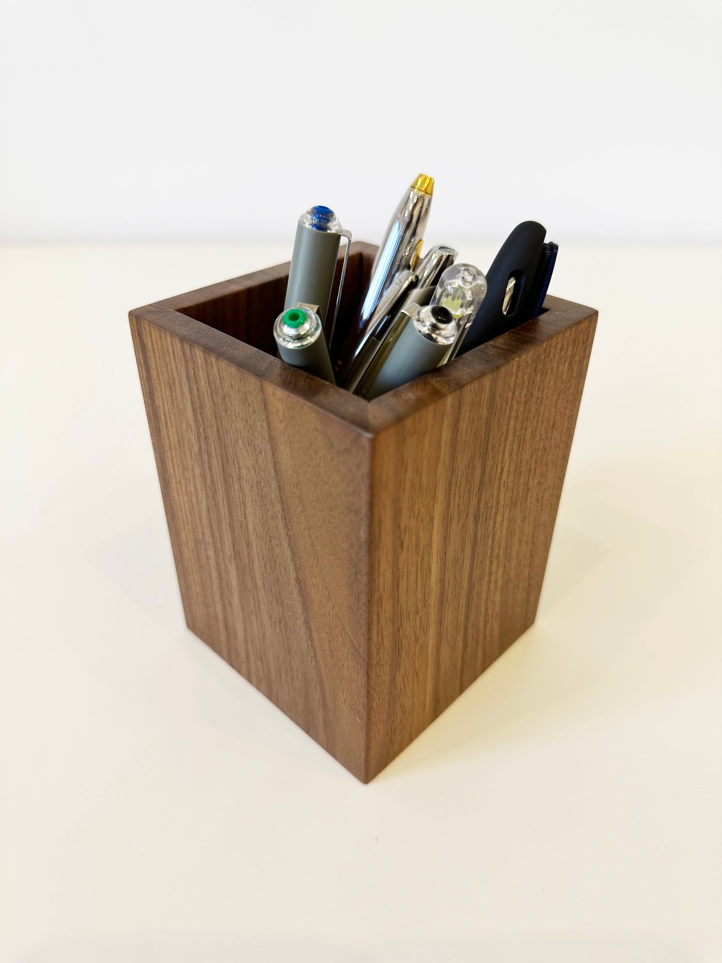 Voguish Pencil Cup